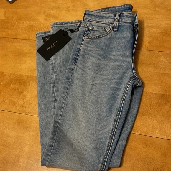 New with tags rag and bone mid rise skinny jeans. - Picture 3 of 5